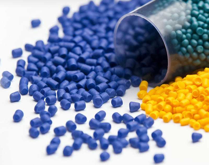 هنگام انتخاب پرکننده برای مواد TPE چه عواملی باید در نظر گرفته شود؟